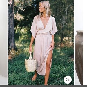 Xxs perfect condition NWOT from the boutique Australian label. So so so pretty!!